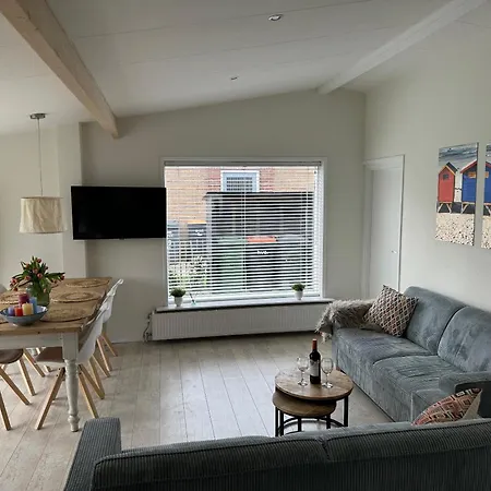 Sunny, Lekker Uitwaaien Op Het Strand! Tatil Evi *