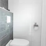 Sunny, Lekker Uitwaaien Op Het Strand! *